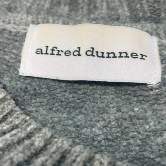 Alfred Dunner Embroidered sweater, looks and feels like the velour, Size Medium - Picture 5 of 8